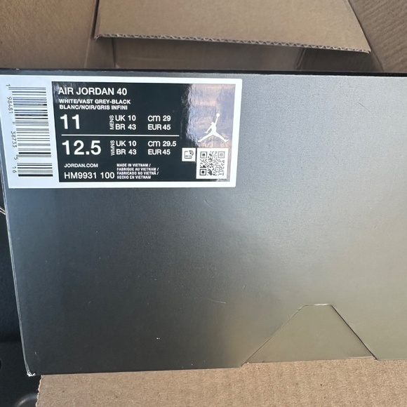 Air Jordan 40